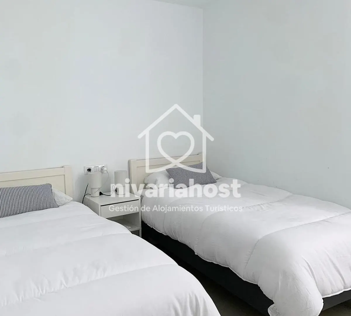 Bellavista Villa With Private Pool, By Nivariahost Costa Del Silencio