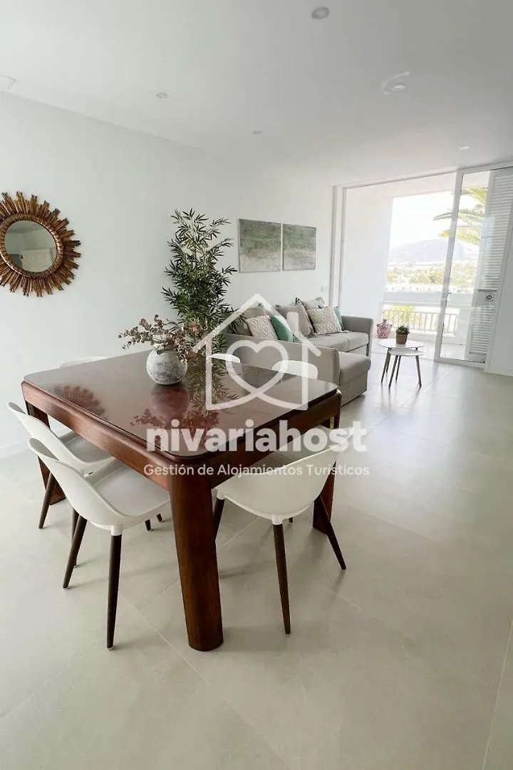 Bellavista Villa With Private Pool, By Nivariahost Costa Del Silencio