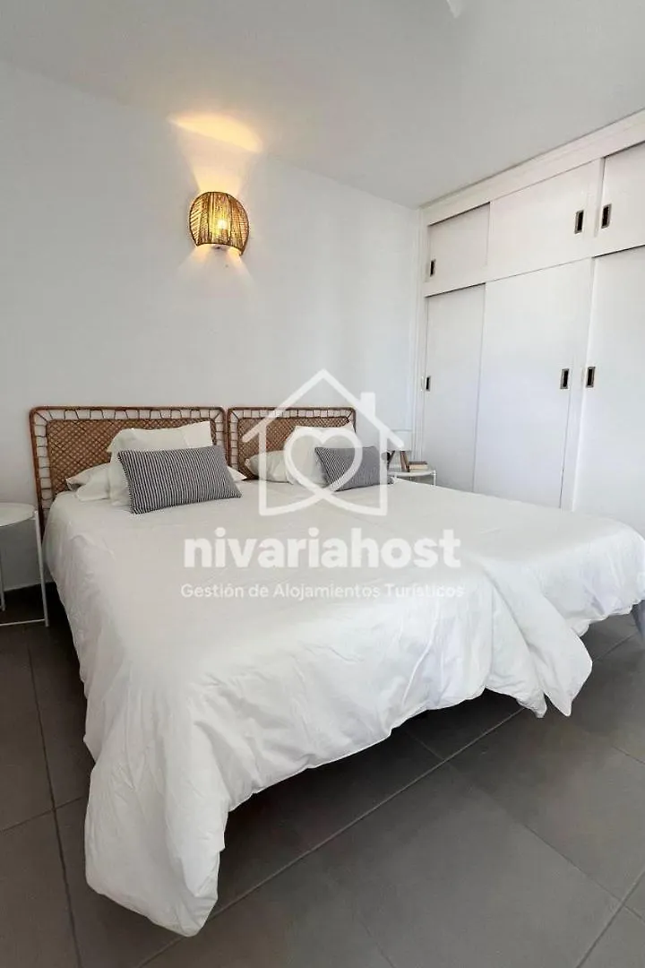Bellavista Villa With Private Pool, By Nivariahost Costa Del Silencio